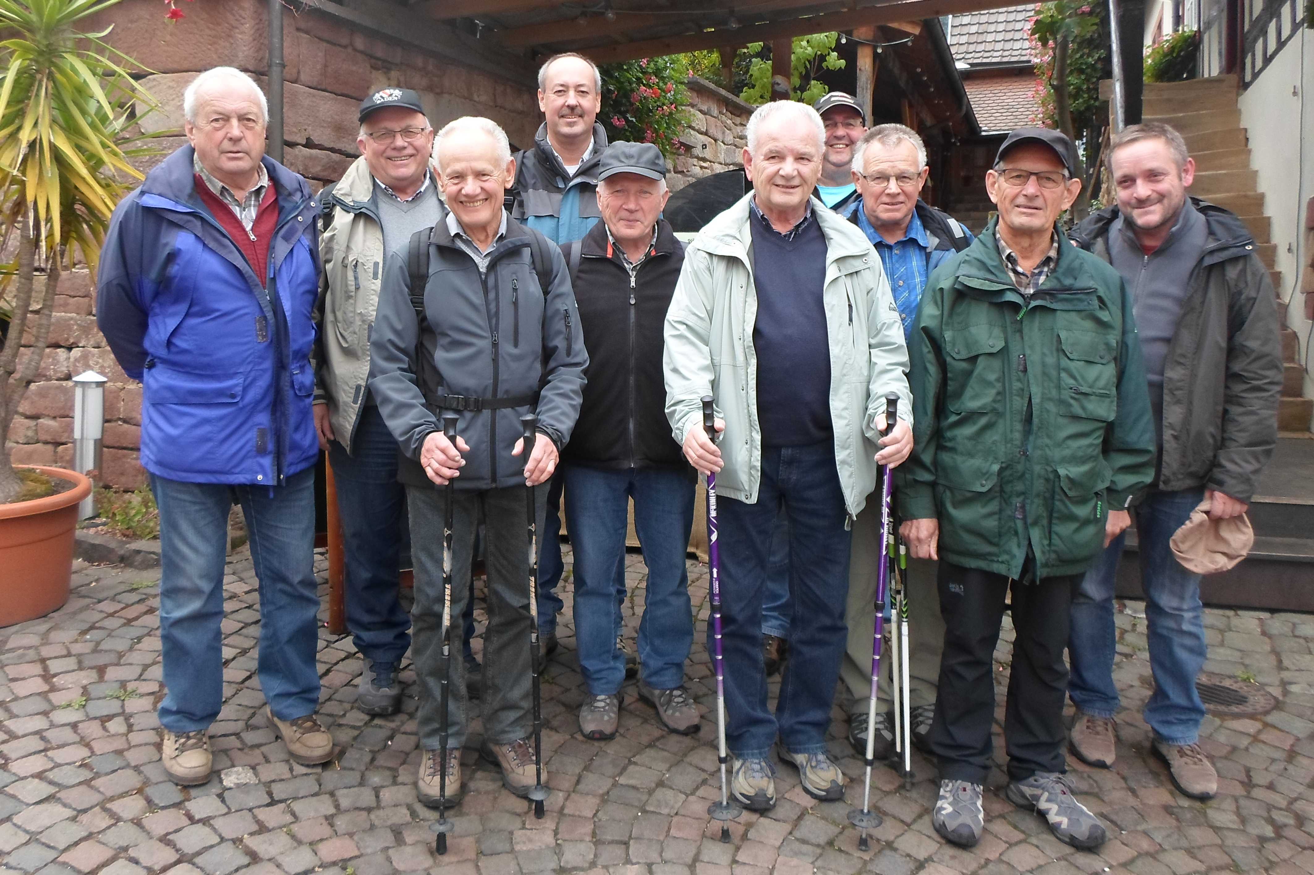 Die Jedermänner bei ihrem Ausflug nach Bad Bergzabern