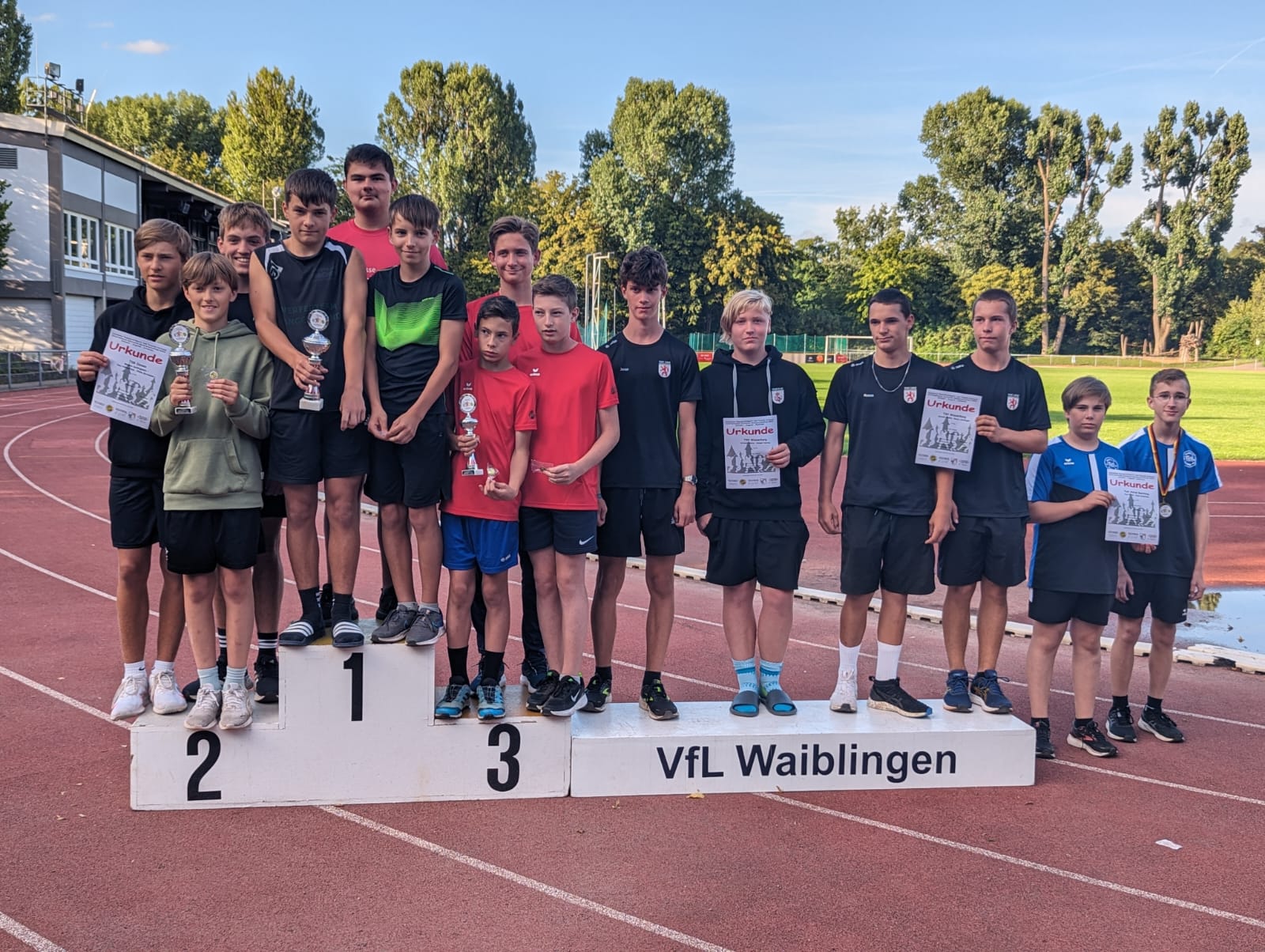 Deutsche Jugendmeisterschaften im Rasenkraftsport in Waiblingen