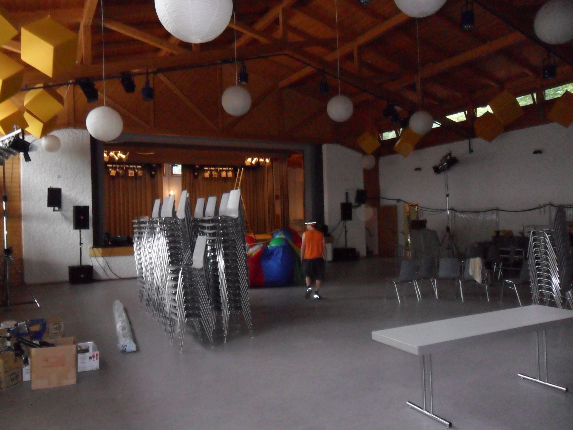 100-jähriges Jubiläum, Zeltfest: Aufbau und Probe (04)