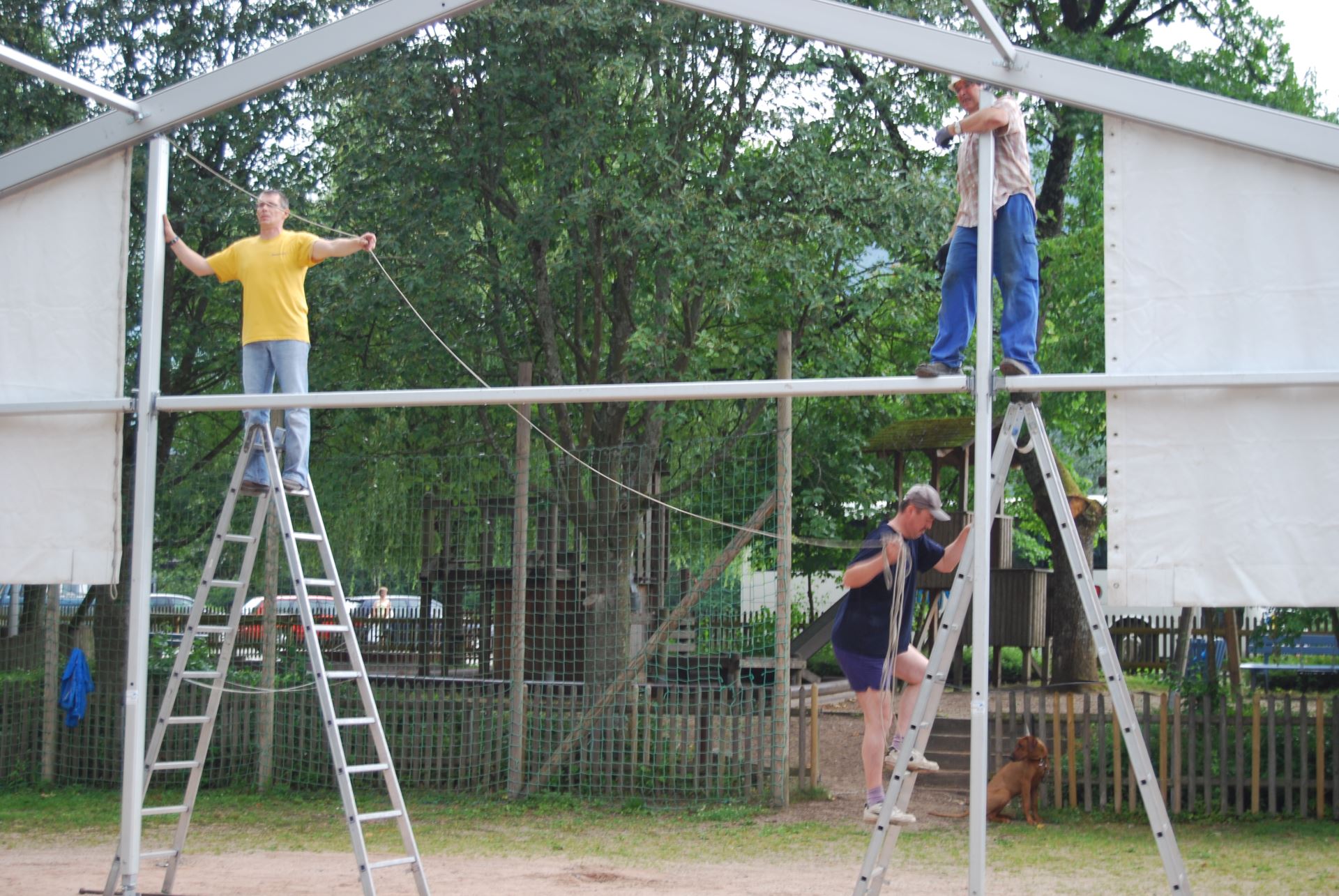 100-jähriges Jubiläum, Zeltfest: Aufbau und Probe (17)