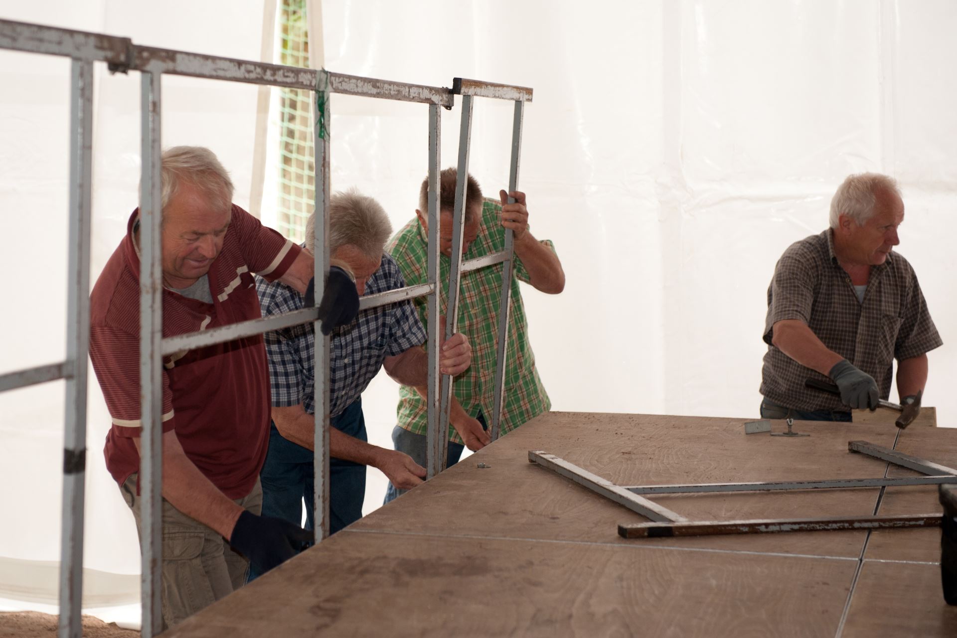 100-jähriges Jubiläum, Zeltfest: Aufbau und Probe (38)