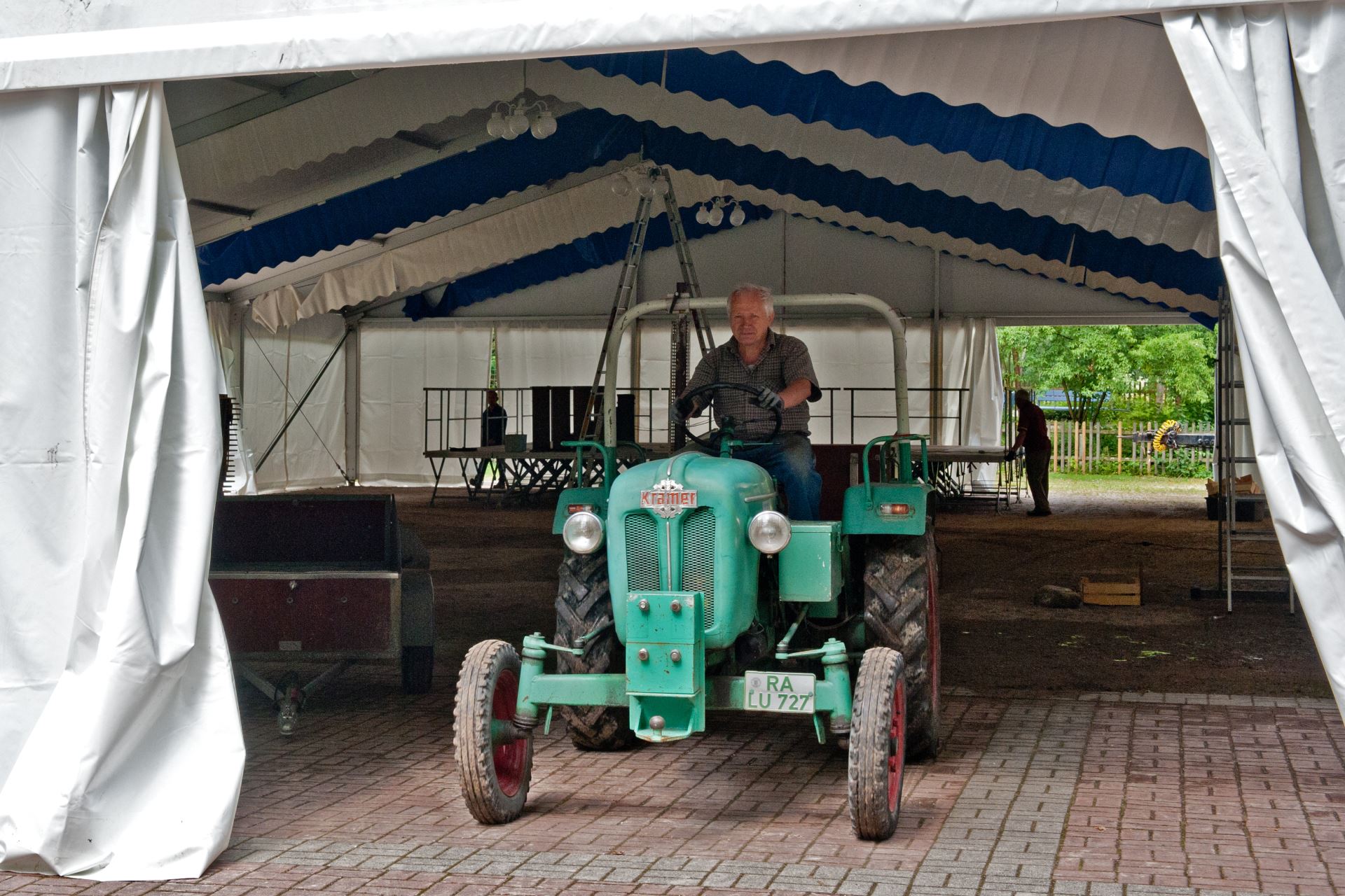 100-jähriges Jubiläum, Zeltfest: Aufbau und Probe (39)
