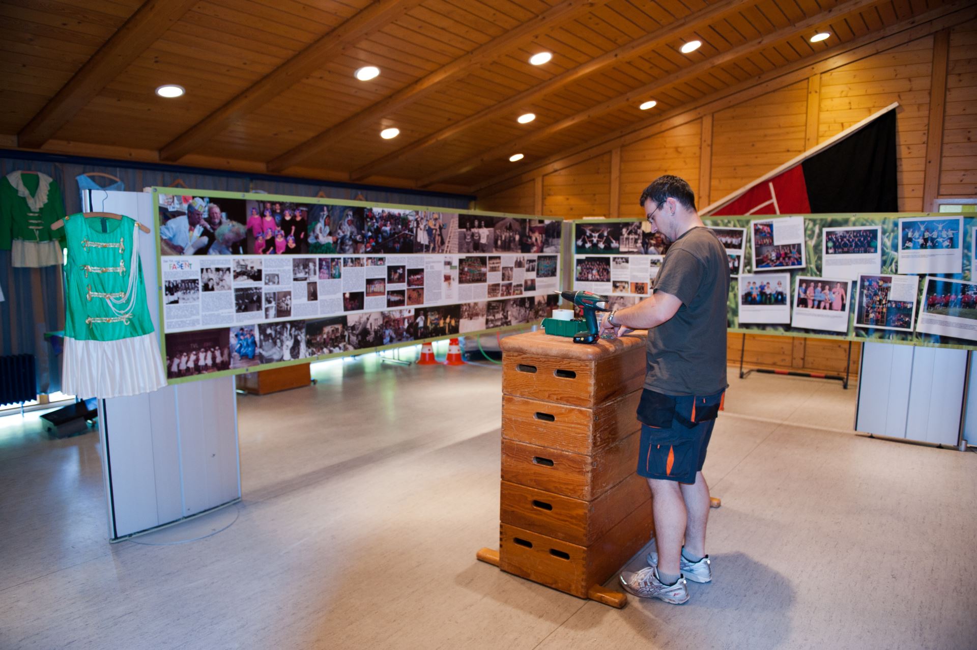 100-jähriges Jubiläum, Zeltfest: Aufbau und Probe (46)