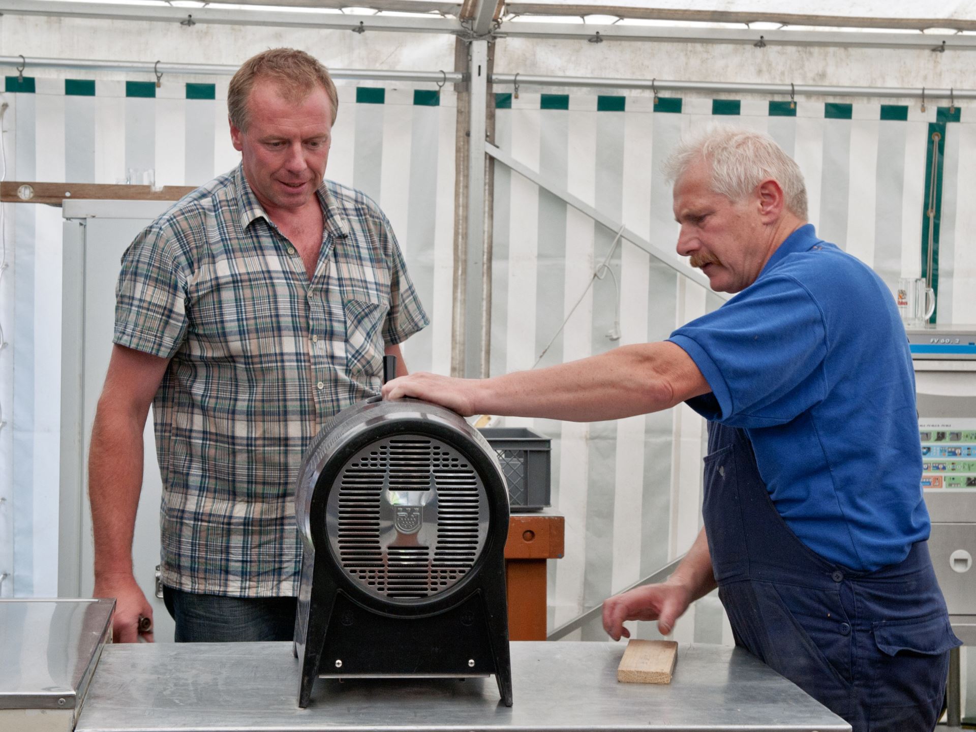 100-jähriges Jubiläum, Zeltfest: Aufbau und Probe (47)