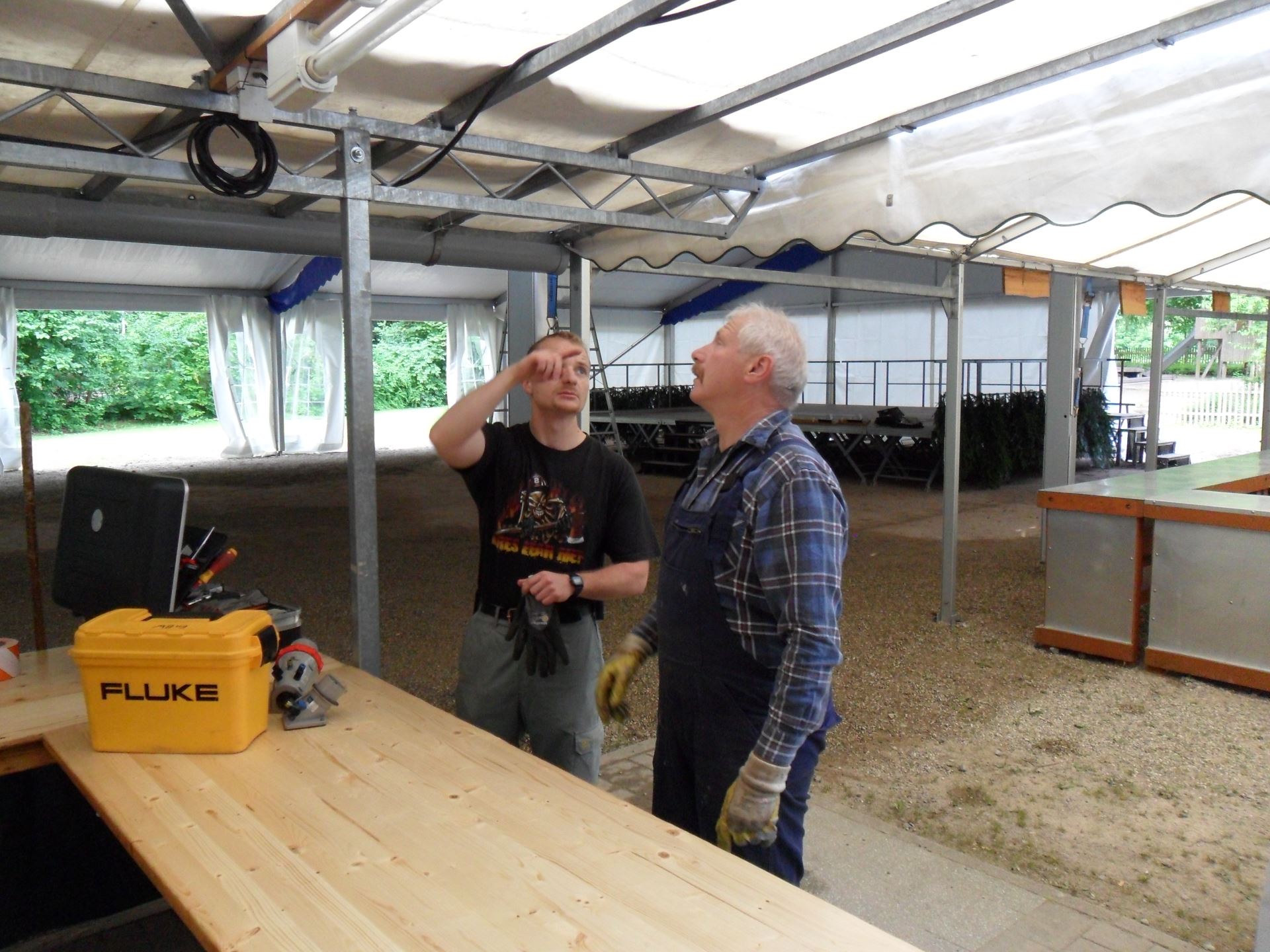 100-jähriges Jubiläum, Zeltfest: Aufbau und Probe (49)