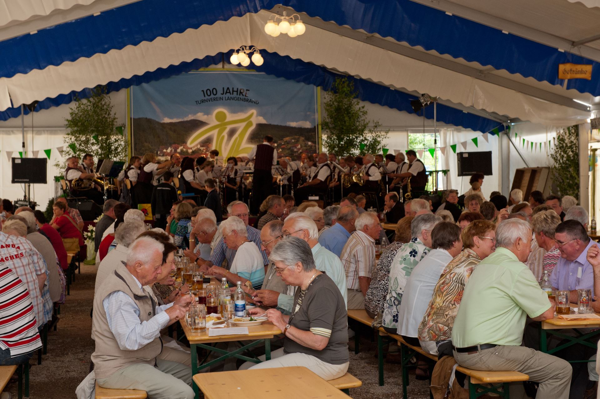 100-jähriges Jubiläum, Zeltfest: Festausklang (023)