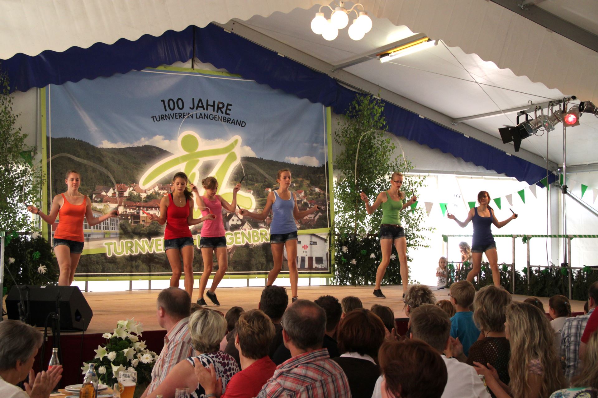 100-jähriges Jubiläum, Zeltfest: Festausklang (040)