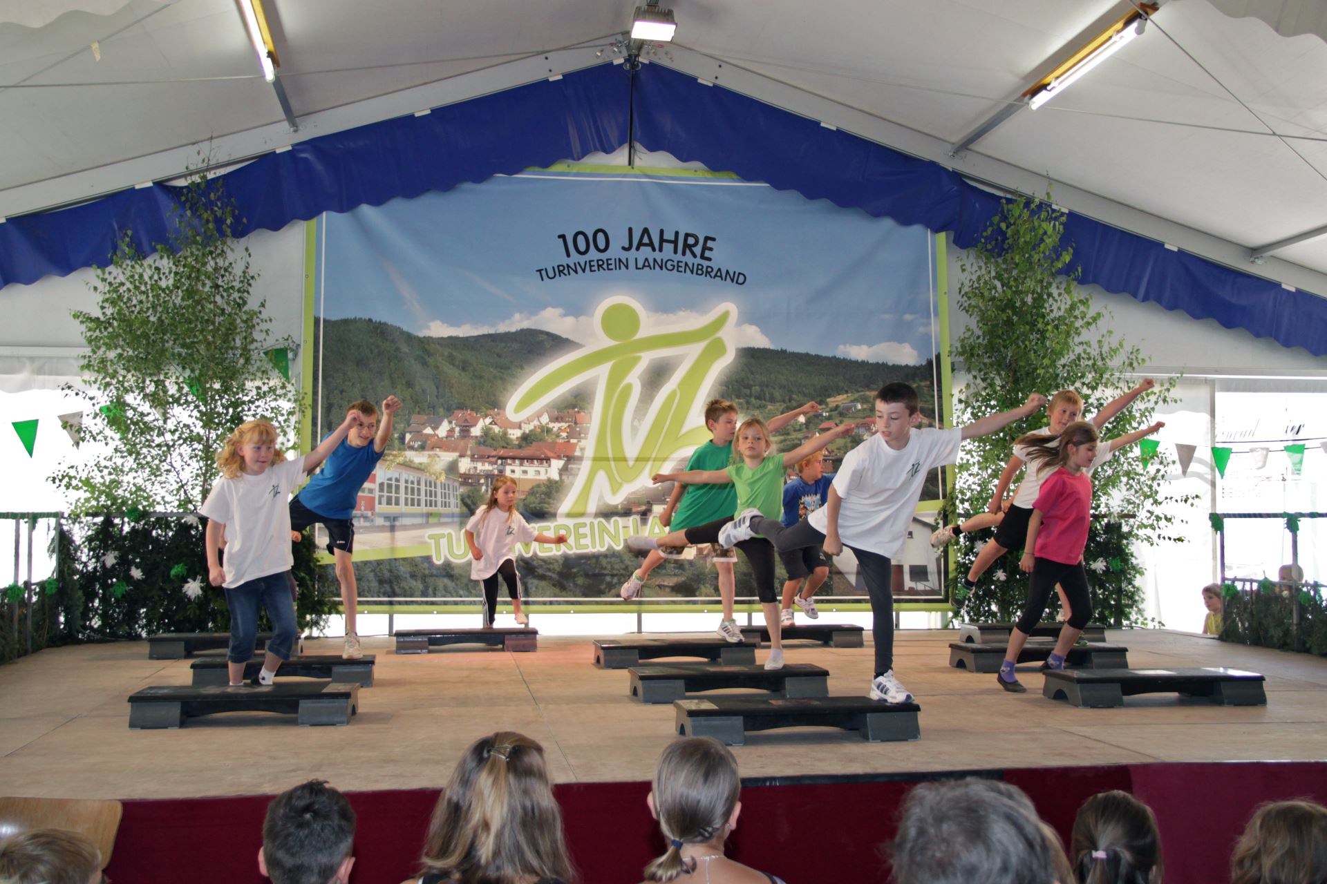 100-jähriges Jubiläum, Zeltfest: Festausklang (057)