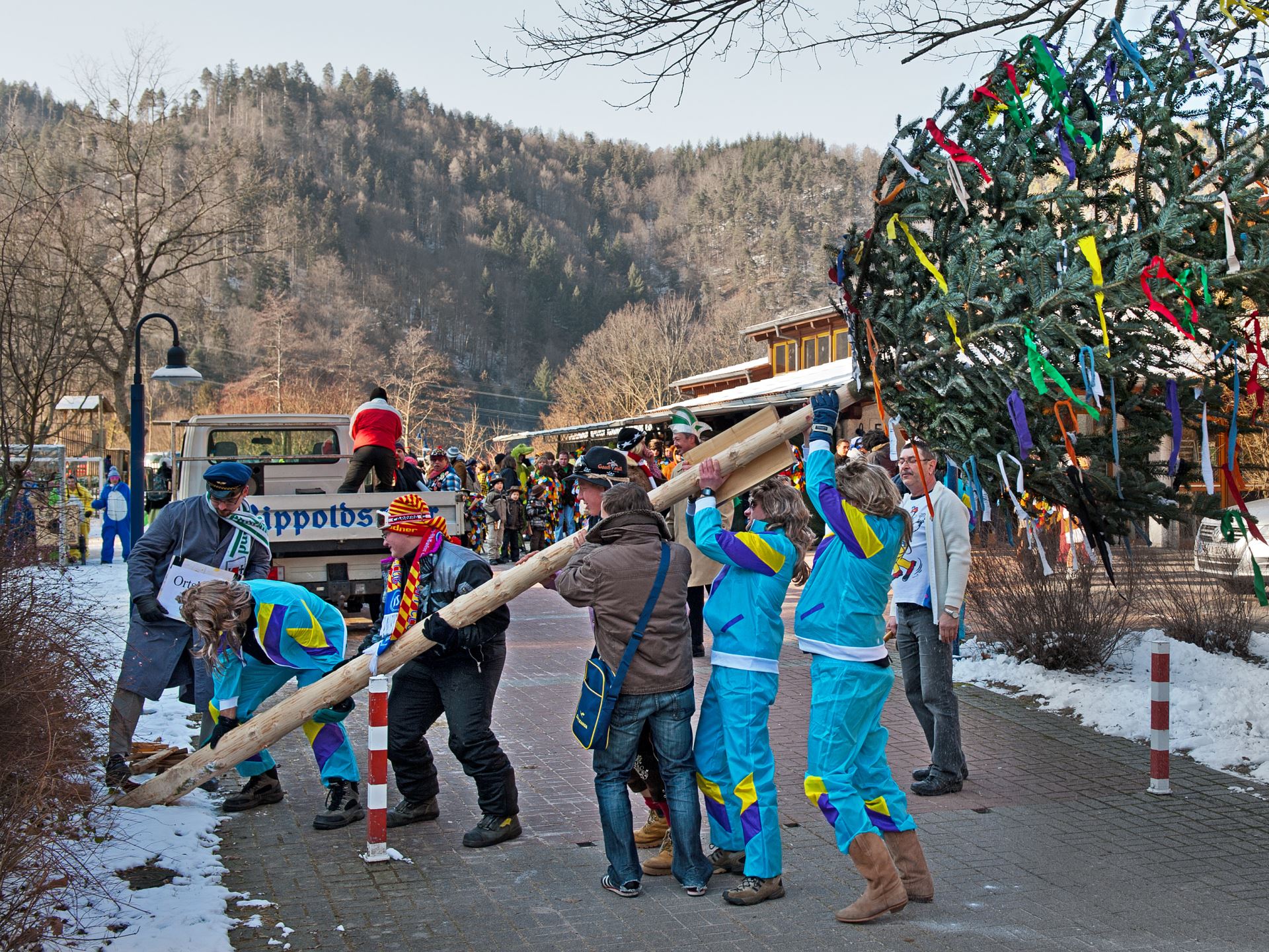 Narrenbaumstellen 2012 (10)