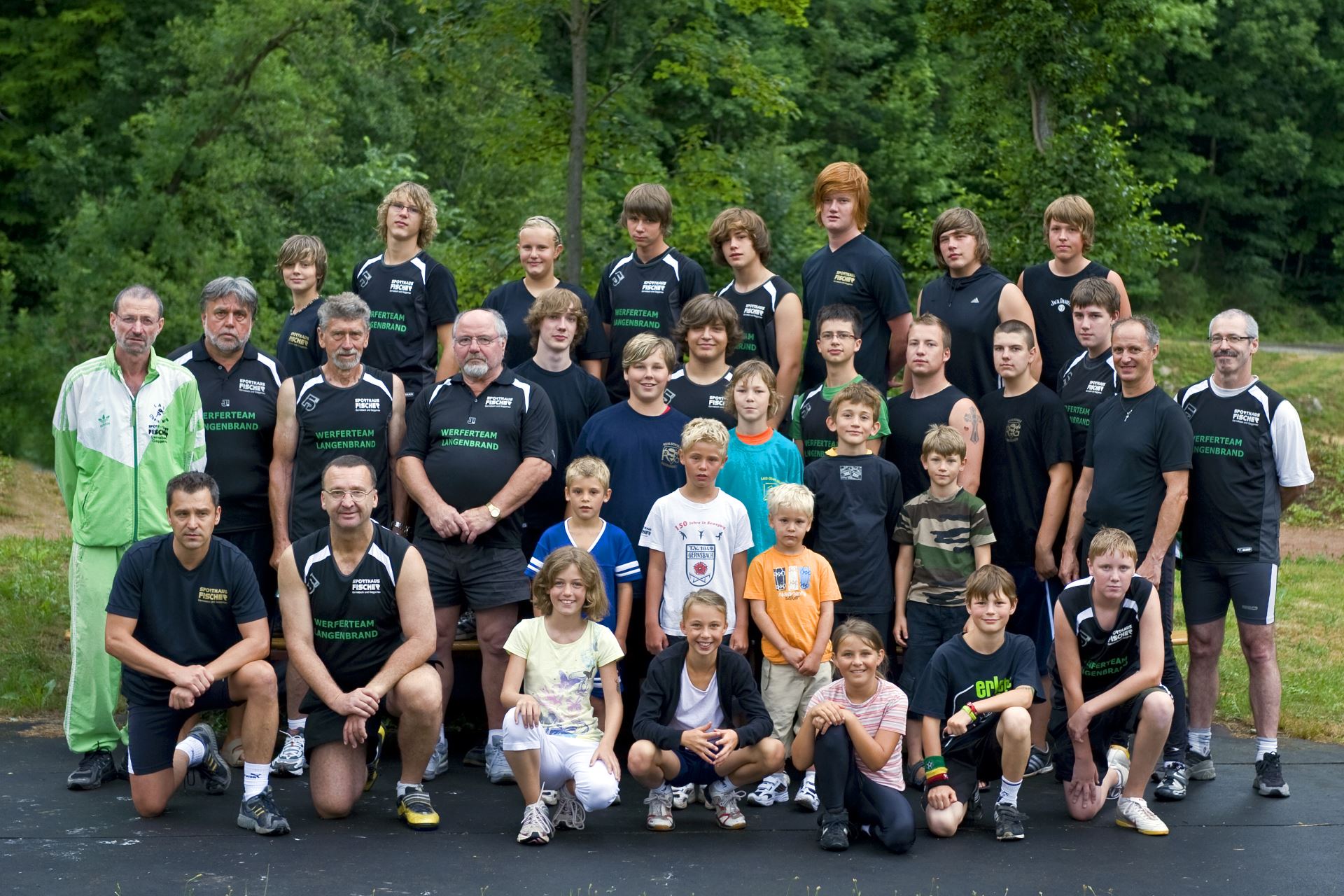 Gruppenbild, Abteilung Rasenkraftsport im Jahr 2010